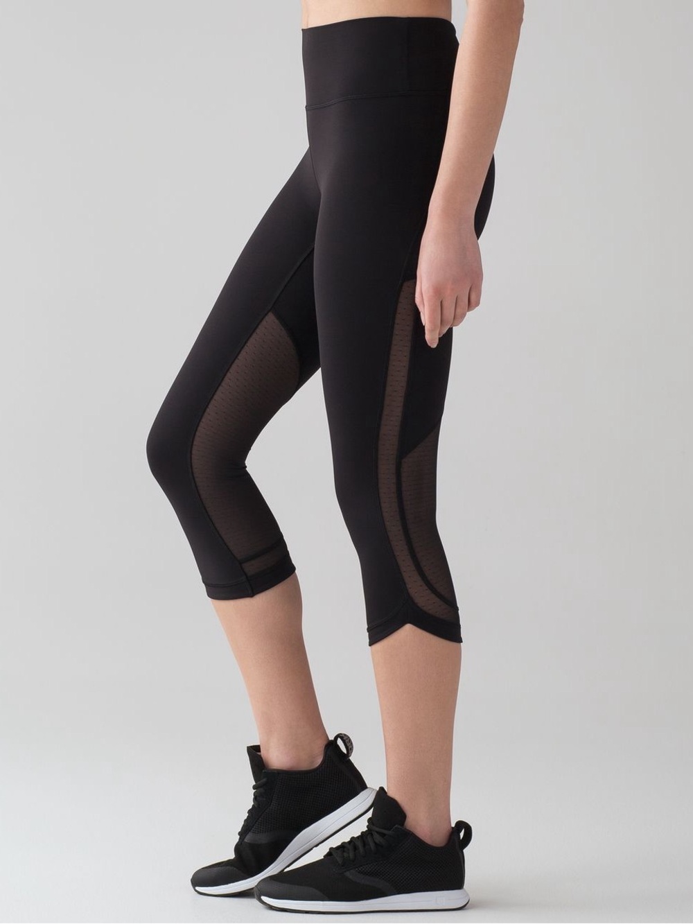 Lululemon Revitalize Crop (21") - Black Polka Dot Mesh